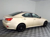 Lexus IS 220 2.2 130kW thumbnail