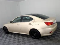 Lexus IS 220 2.2 130kW thumbnail