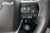 Toyota Hilux DH 2.8 4WD 204HK /Kåpa /Drag /Moms 150kW
