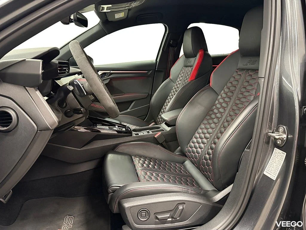 Audi RS 3 Sedan 400HK /RS-Design+ /HuD /Sportavgas /Se Spec 294kW