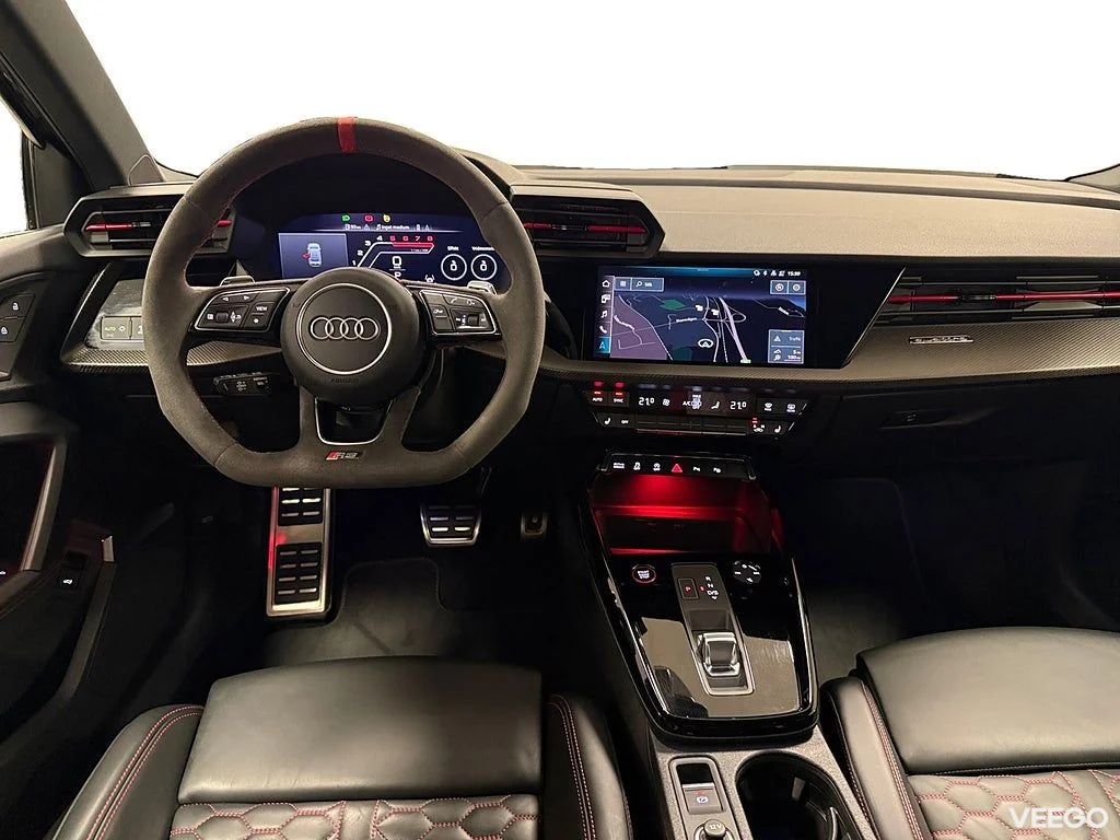Audi RS 3 Sedan 400HK /RS-Design+ /HuD /Sportavgas /Se Spec 294kW