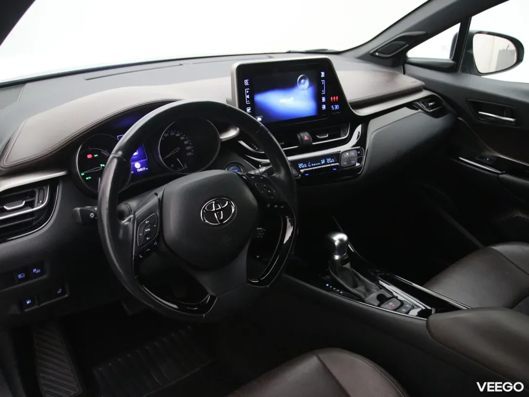 Toyota C-HR 1.8 90kW