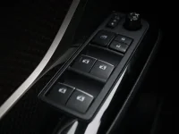 Toyota C-HR 1.8 90kW thumbnail