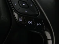 Toyota C-HR 1.8 90kW thumbnail