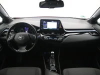 Toyota C-HR 2 135kW thumbnail