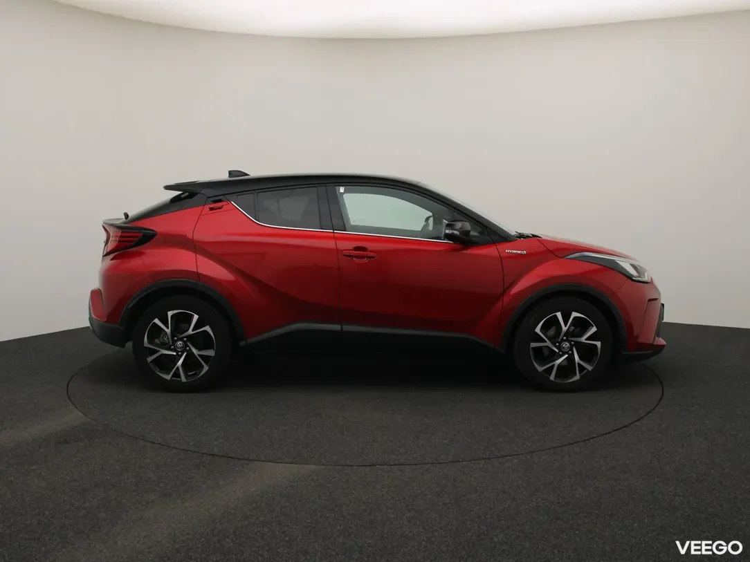 Toyota C-HR 2 135kW