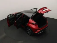 Toyota C-HR 2 135kW thumbnail