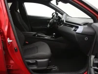 Toyota C-HR 2 135kW thumbnail