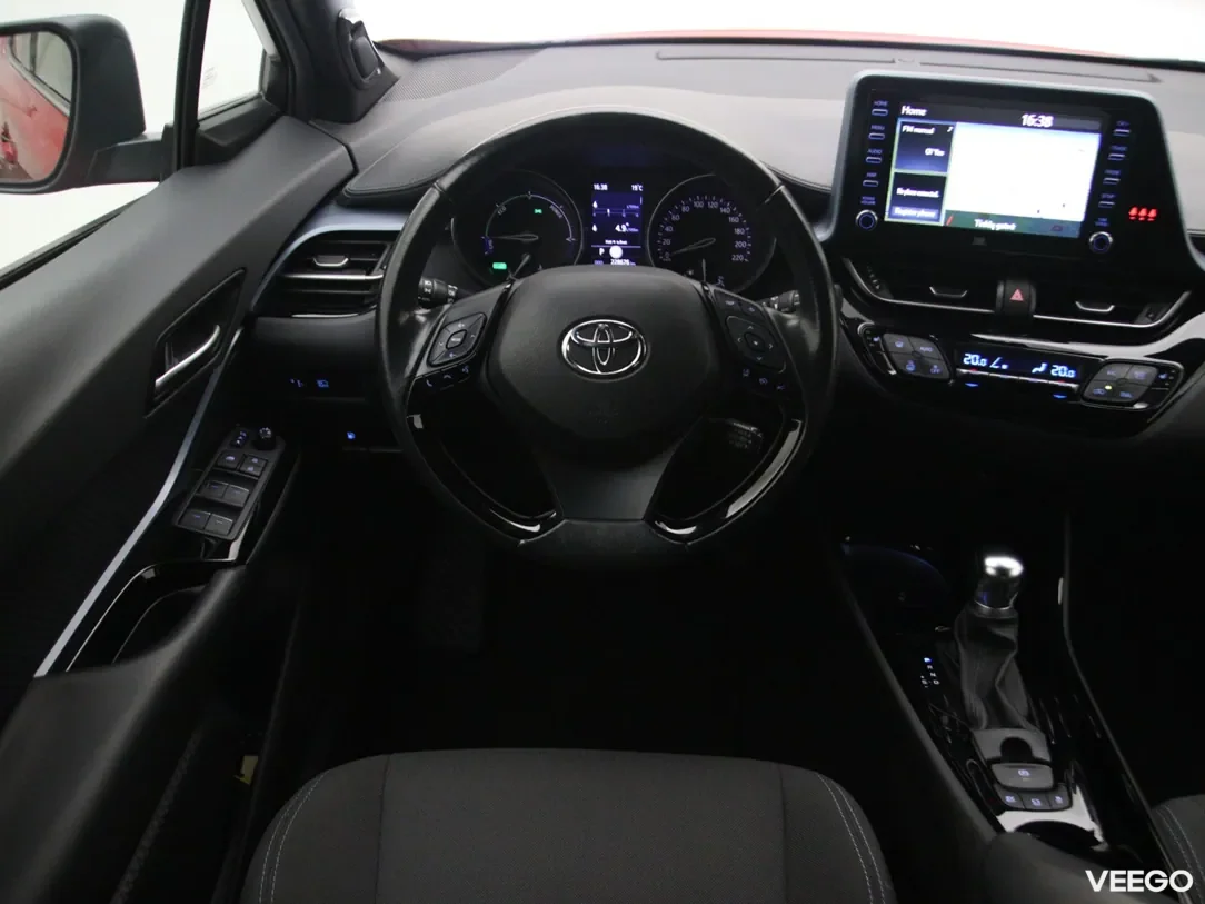 Toyota C-HR 2 135kW