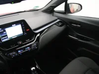Toyota C-HR 2 135kW thumbnail
