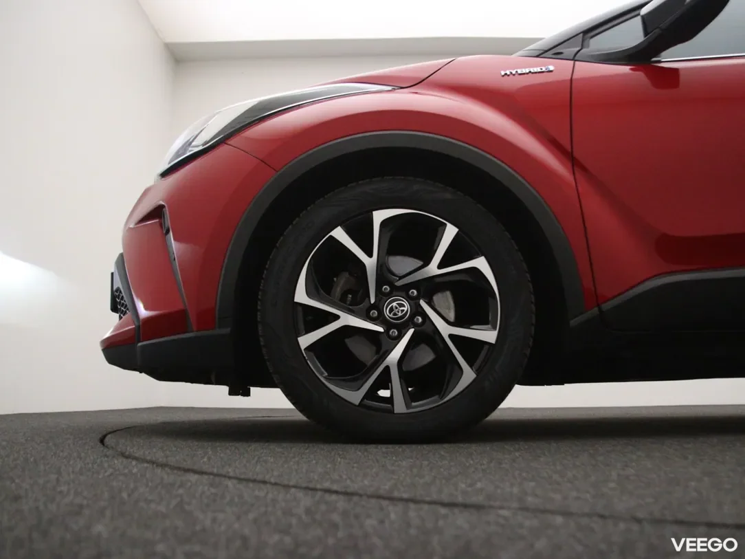 Toyota C-HR 2 135kW
