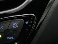 Toyota C-HR 2 135kW thumbnail