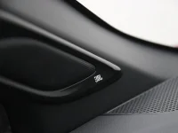 Toyota C-HR 2 135kW thumbnail