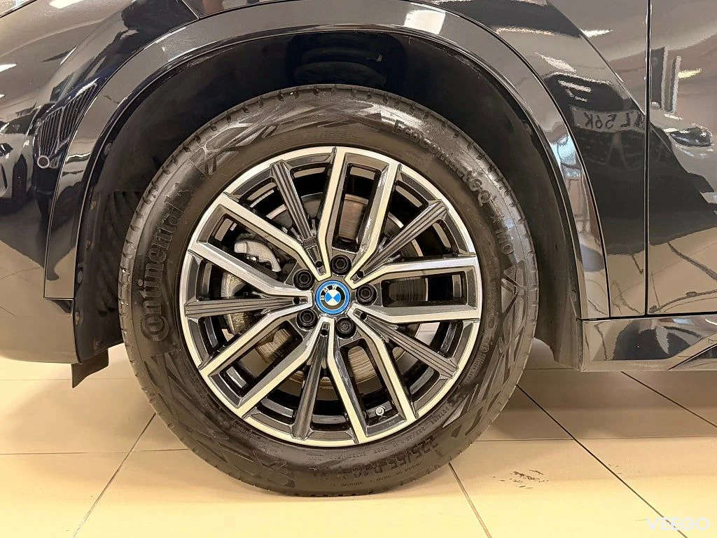 BMW iX1 xDrive30 M-sportpaket Head-up  Drag 0kW