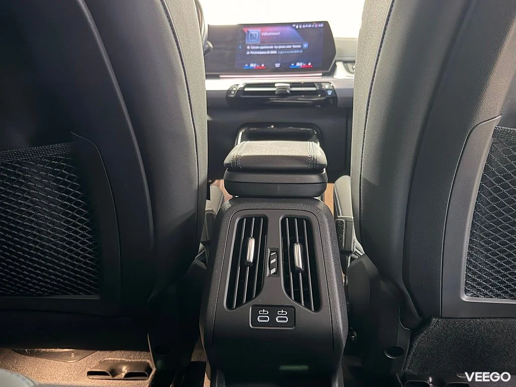 BMW iX1 xDrive30 M-sportpaket Head-up  Drag 0kW