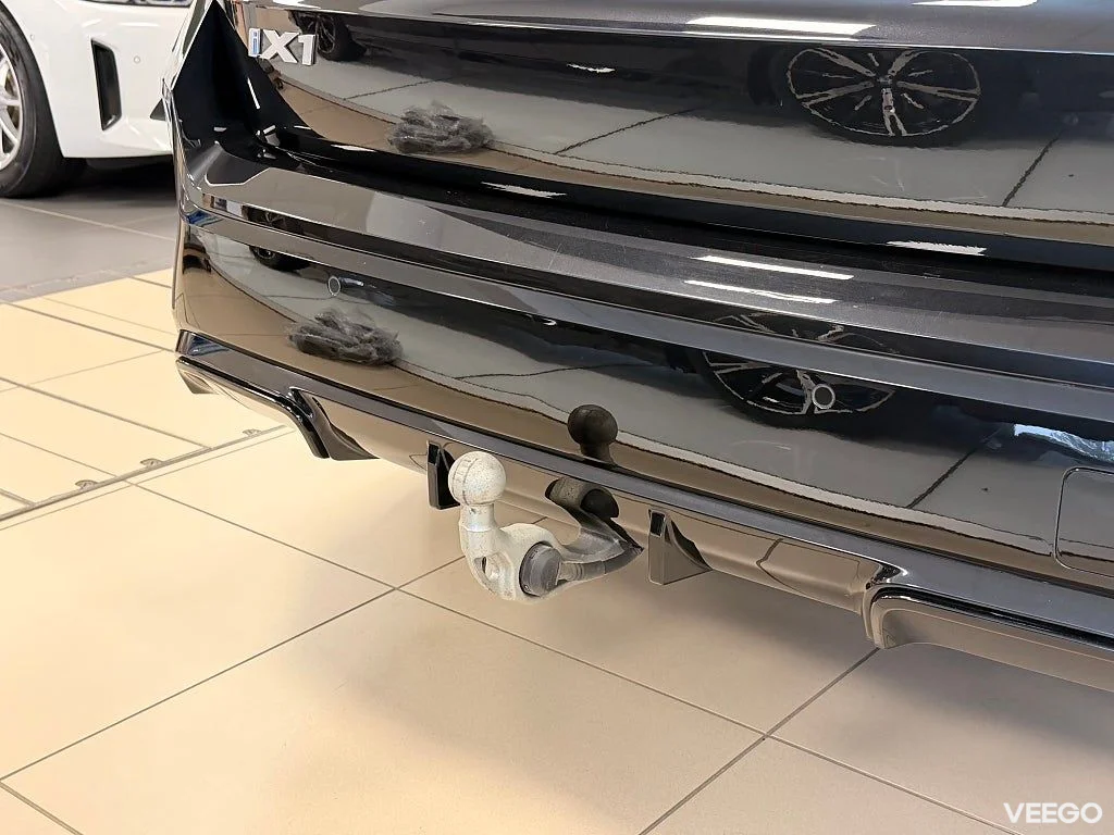 BMW iX1 xDrive30 M-sportpaket Head-up  Drag 0kW