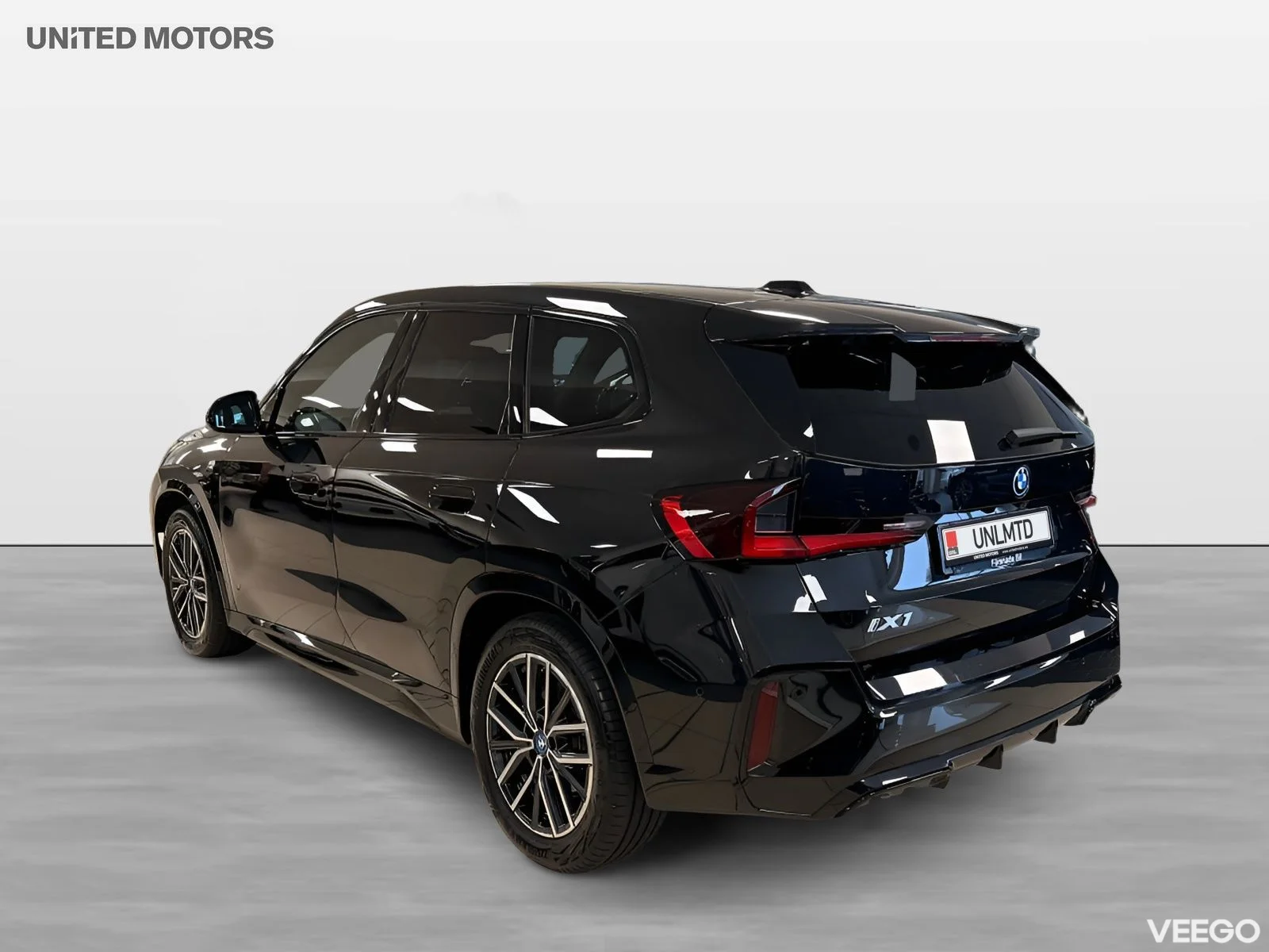 BMW iX1 xDrive30 M-sportpaket Head-up  Drag 0kW