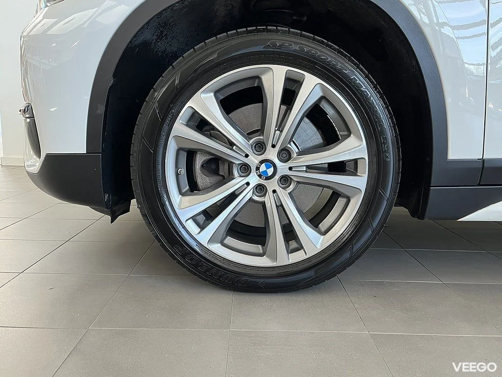 BMW X1 sDrive 20d Sport Line Nav Drag Rattvärme PDC 0kW