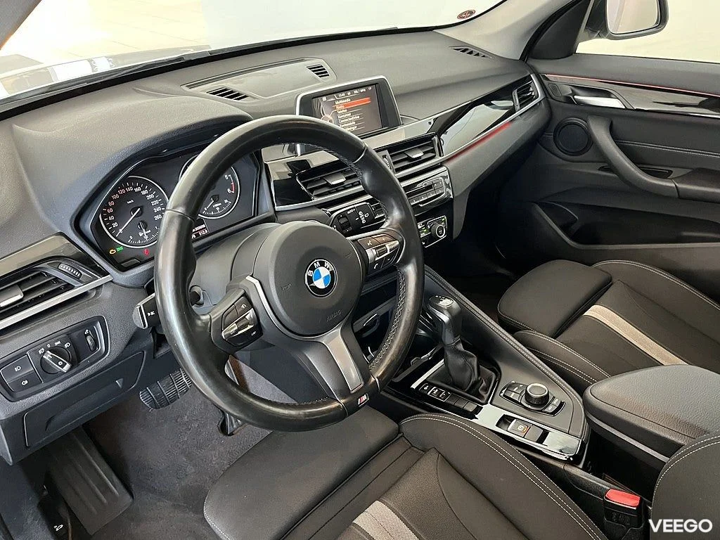 BMW X1 sDrive 20d Sport Line Nav Drag Rattvärme PDC 0kW