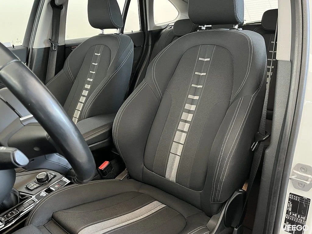 BMW X1 sDrive 20d Sport Line Nav Drag Rattvärme PDC 0kW