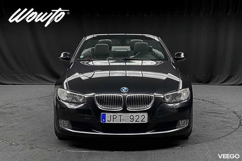 BMW 325 i Cab 218HK Comfort /Sv-Såld /2 Brukare/HiFi/Keyless 160kW