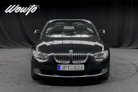 BMW 325 i Cab 218HK Comfort /Sv-Såld /2 Brukare/HiFi/Keyless 160kW thumbnail