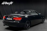 BMW 325 i Cab 218HK Comfort /Sv-Såld /2 Brukare/HiFi/Keyless 160kW thumbnail