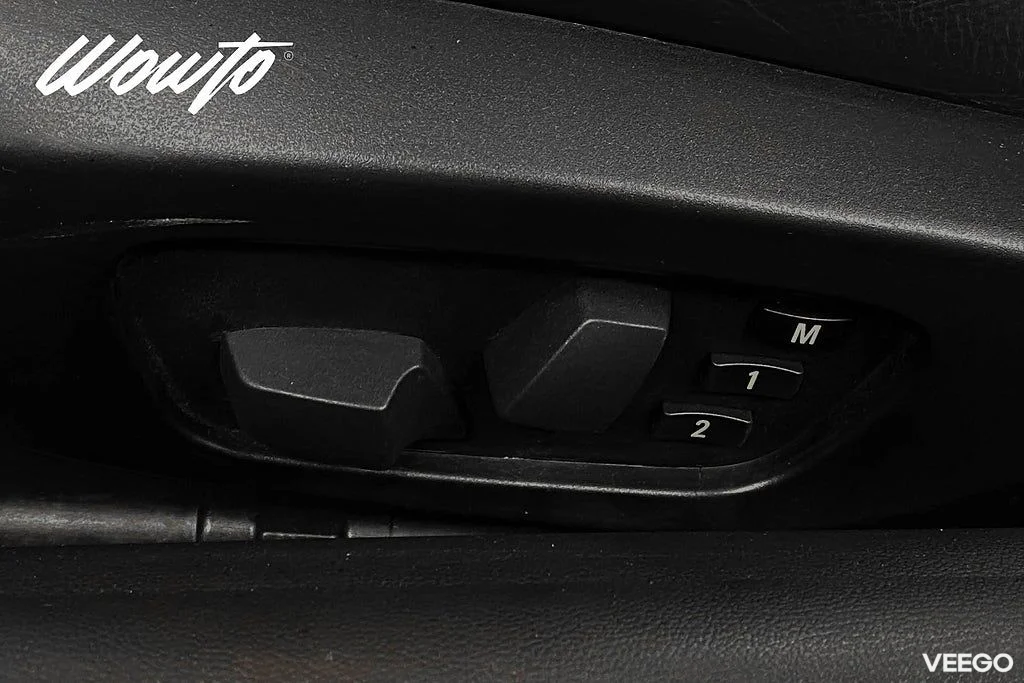 BMW 325 i Cab 218HK Comfort /Sv-Såld /2 Brukare/HiFi/Keyless 160kW