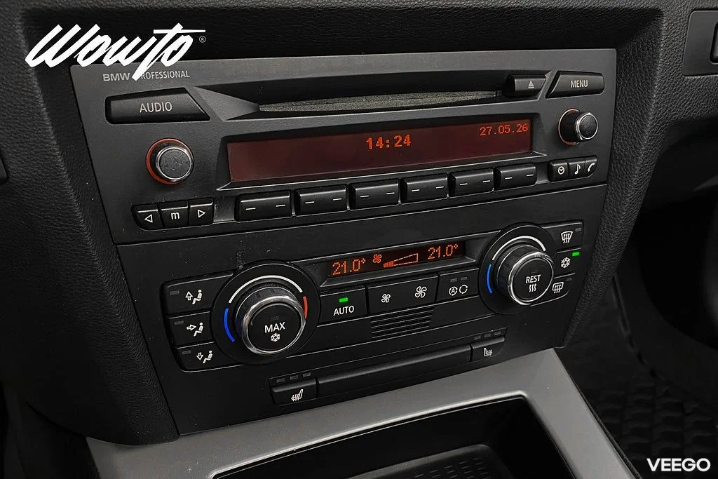 BMW 325 i Cab 218HK Comfort /Sv-Såld /2 Brukare/HiFi/Keyless 160kW
