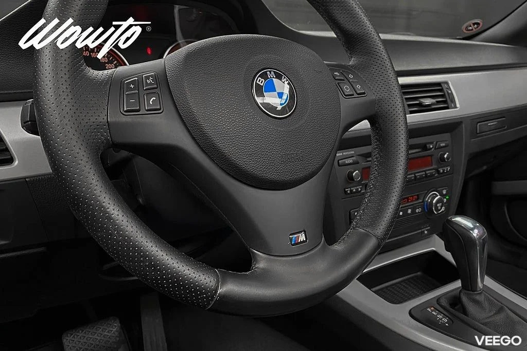 BMW 325 i Cab 218HK Comfort /Sv-Såld /2 Brukare/HiFi/Keyless 160kW
