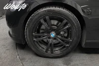BMW 325 i Cab 218HK Comfort /Sv-Såld /2 Brukare/HiFi/Keyless 160kW thumbnail