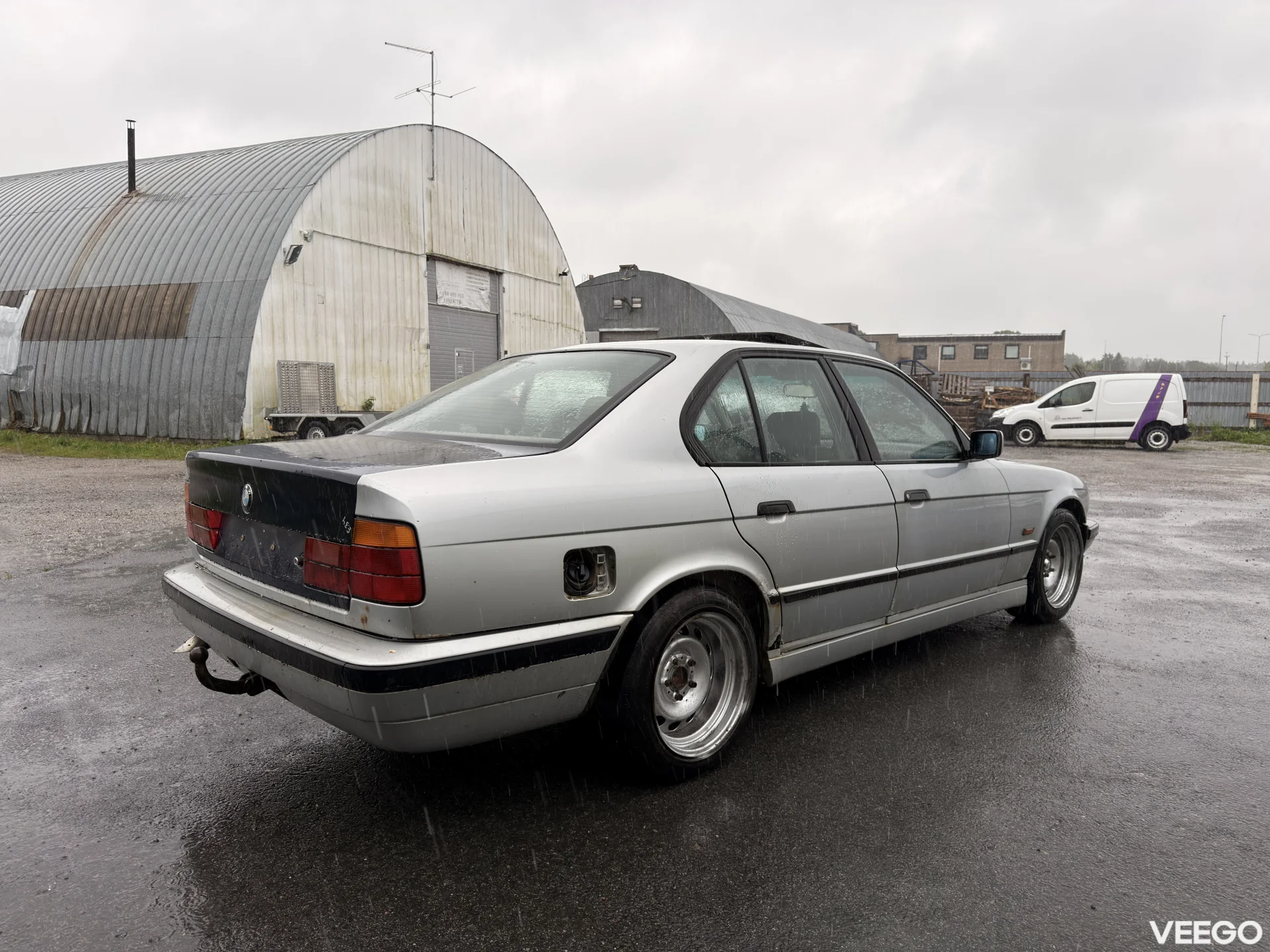 BMW 525 e34 2.5 105kW