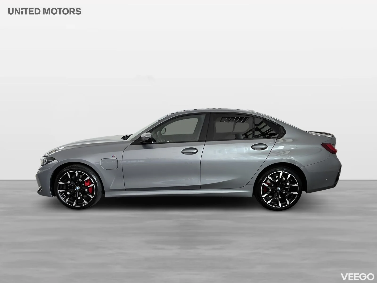 BMW 330 xDrive Sedan M Sport Pro H/K Drag Comfort Access 0kW