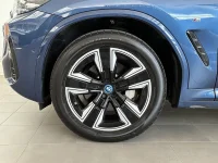 BMW iX3 Charged M Sport Panorama Rattvärme Drive/ParkAssist 0kW thumbnail