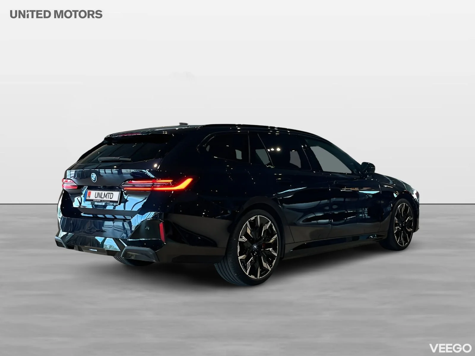 BMW 530 xDrive Touring M Sport Pro D/A Pro H/K Elstolar Drag 220kW