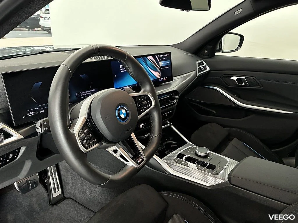 BMW 330 xDrive Sedan M Sport Pro H/K Drag Comfort Access 0kW
