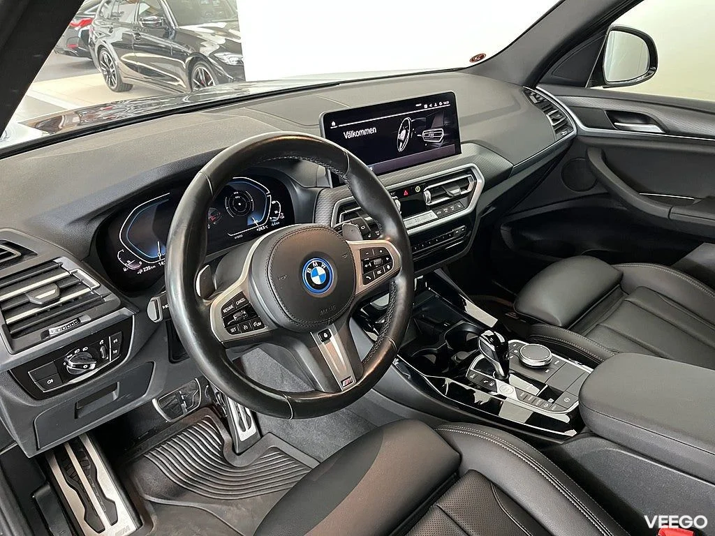BMW X3 xDrive30e M Sport HiFi Rattvärme Drag Park Assist 0kW