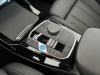 BMW iX3 Charged M Sport Panorama Rattvärme Drive/ParkAssist 0kW thumbnail