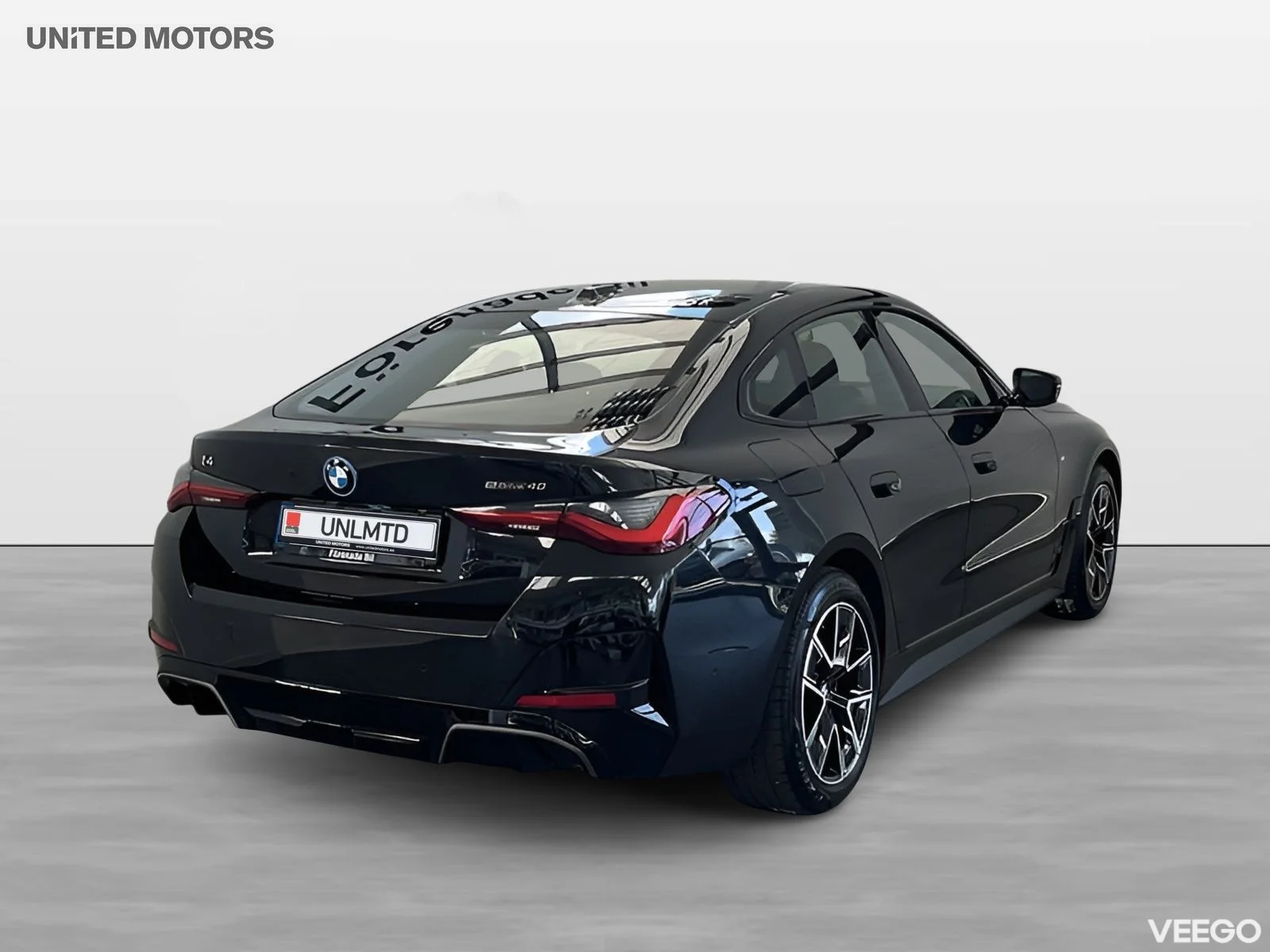 BMW i4 eDrive40 M Sport Rattvärme 18" Drag Park Assist 0kW