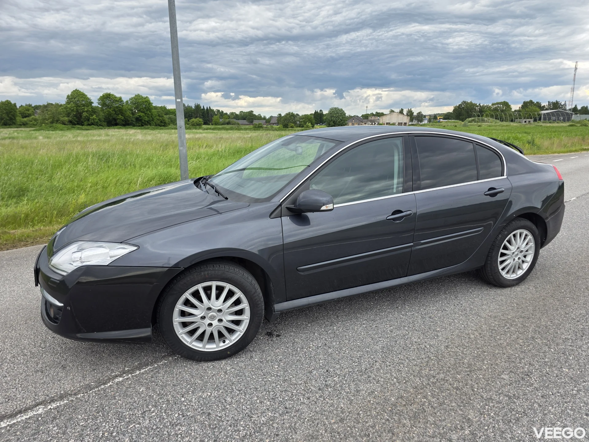 Renault Laguna 2.0 103kW