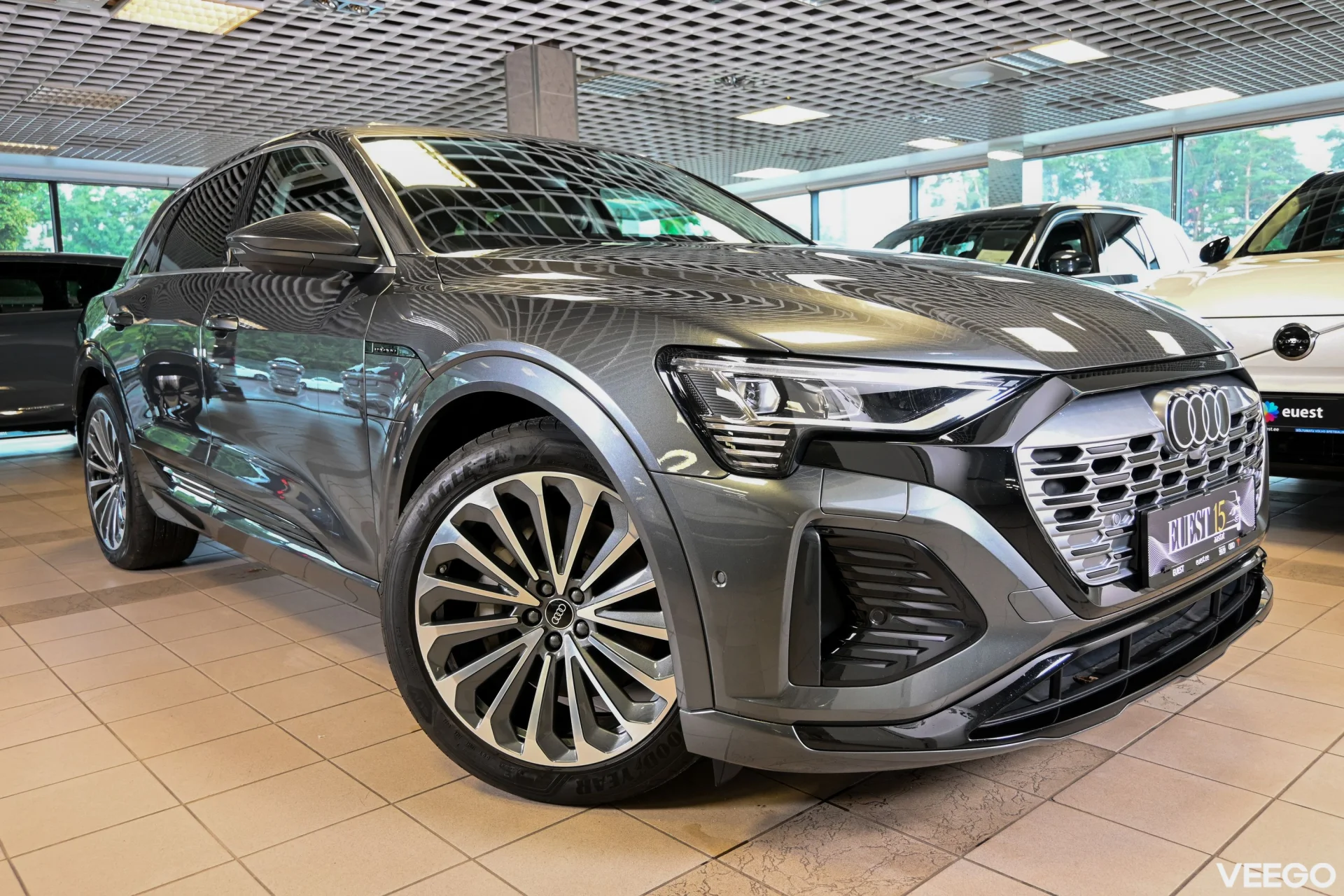 Audi Q8 e-tron QUATTRO B&W LUXURY+ S-LINE SAFETY PRO FULL 300kW
