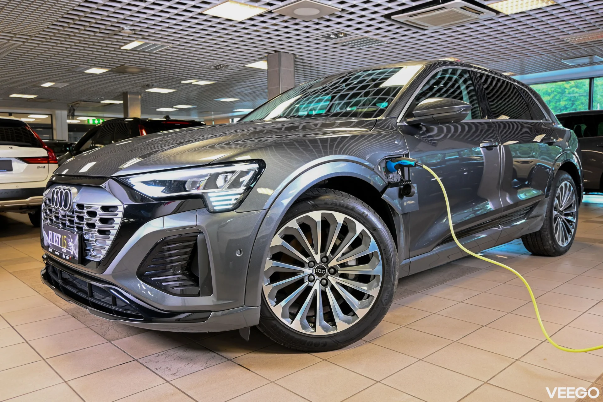 Audi Q8 e-tron QUATTRO B&W LUXURY+ S-LINE SAFETY PRO FULL 300kW