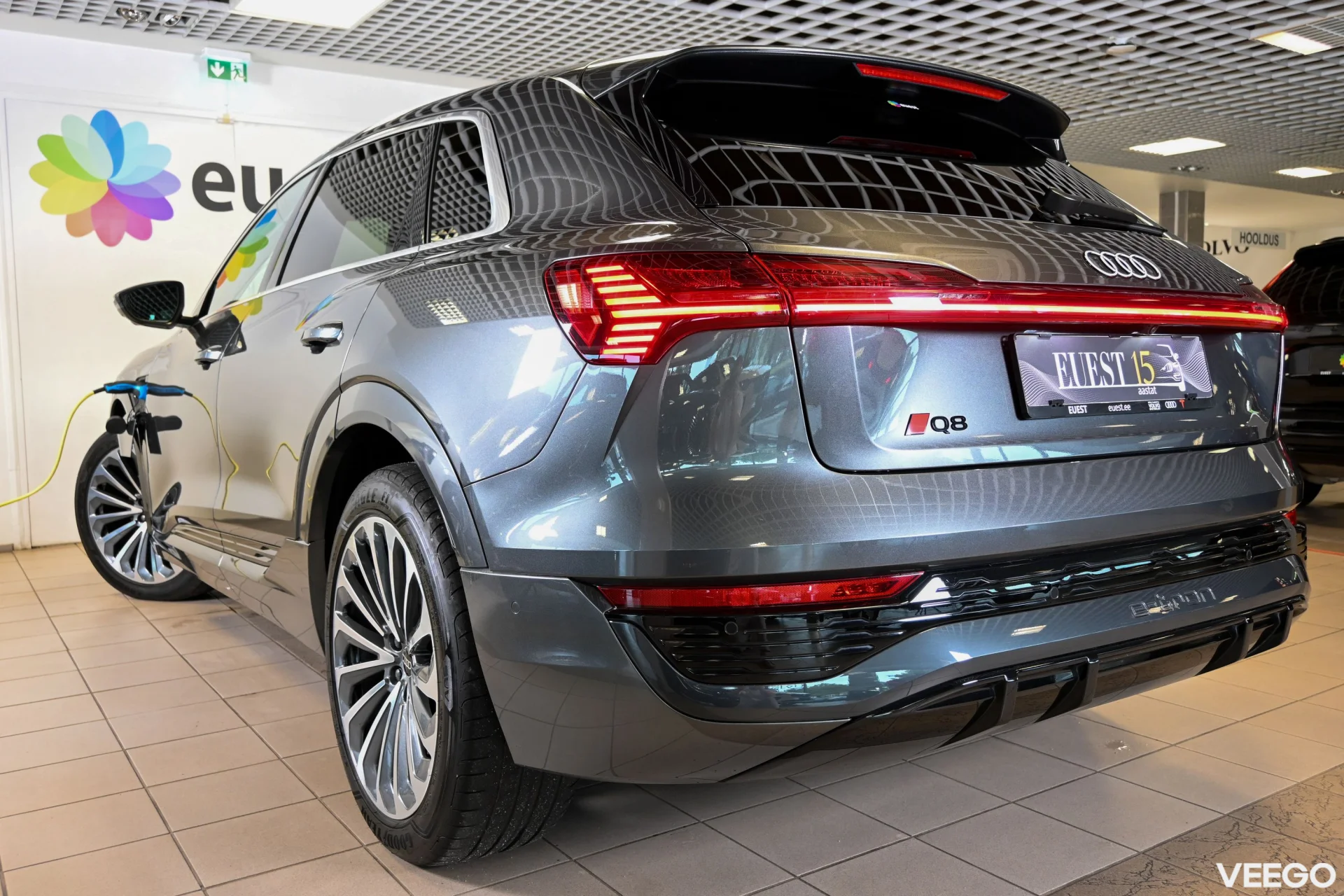 Audi Q8 e-tron QUATTRO B&W LUXURY+ S-LINE SAFETY PRO FULL 300kW