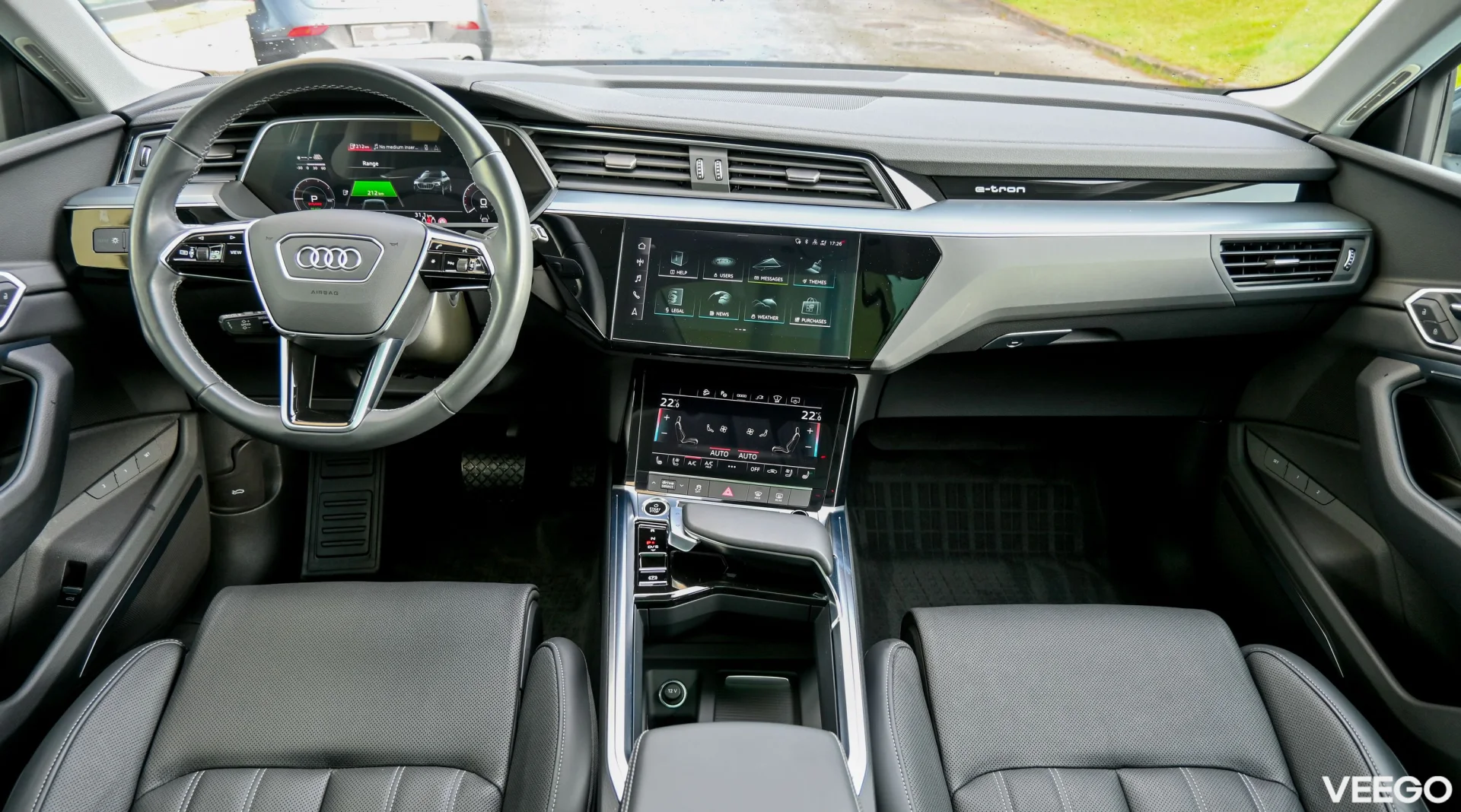 Audi Q8 e-tron QUATTRO B&W LUXURY+ S-LINE SAFETY PRO FULL 300kW