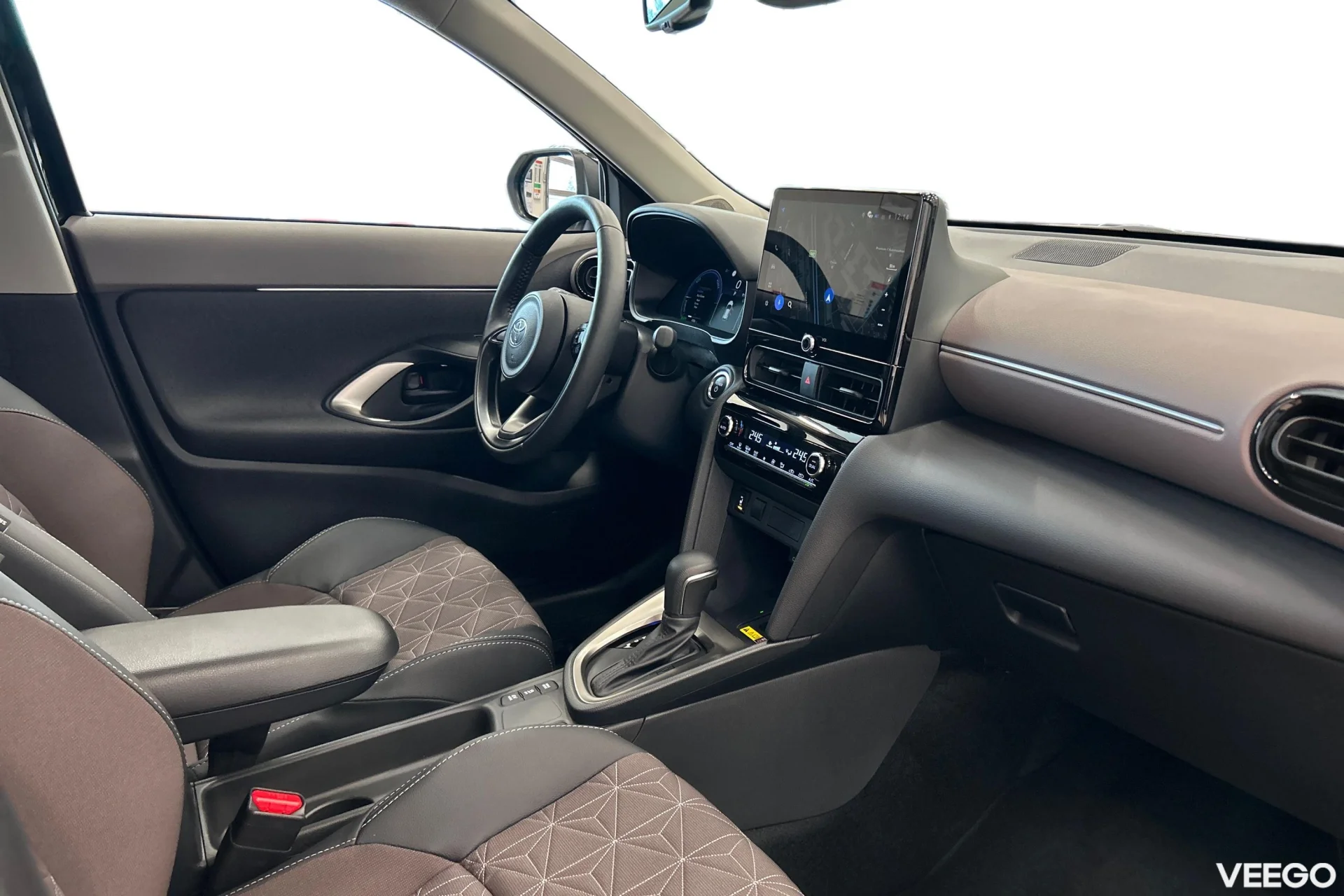 Toyota Yaris Cross Elegant Hybrid 1.5 68kW