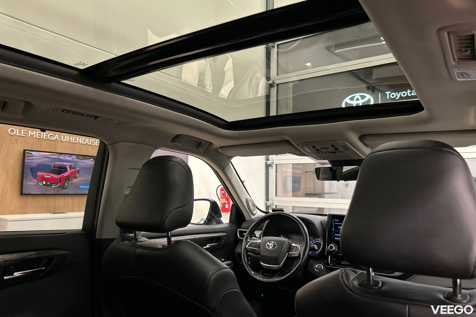 Toyota Highlander Premium Hybrid 2.5 140kW