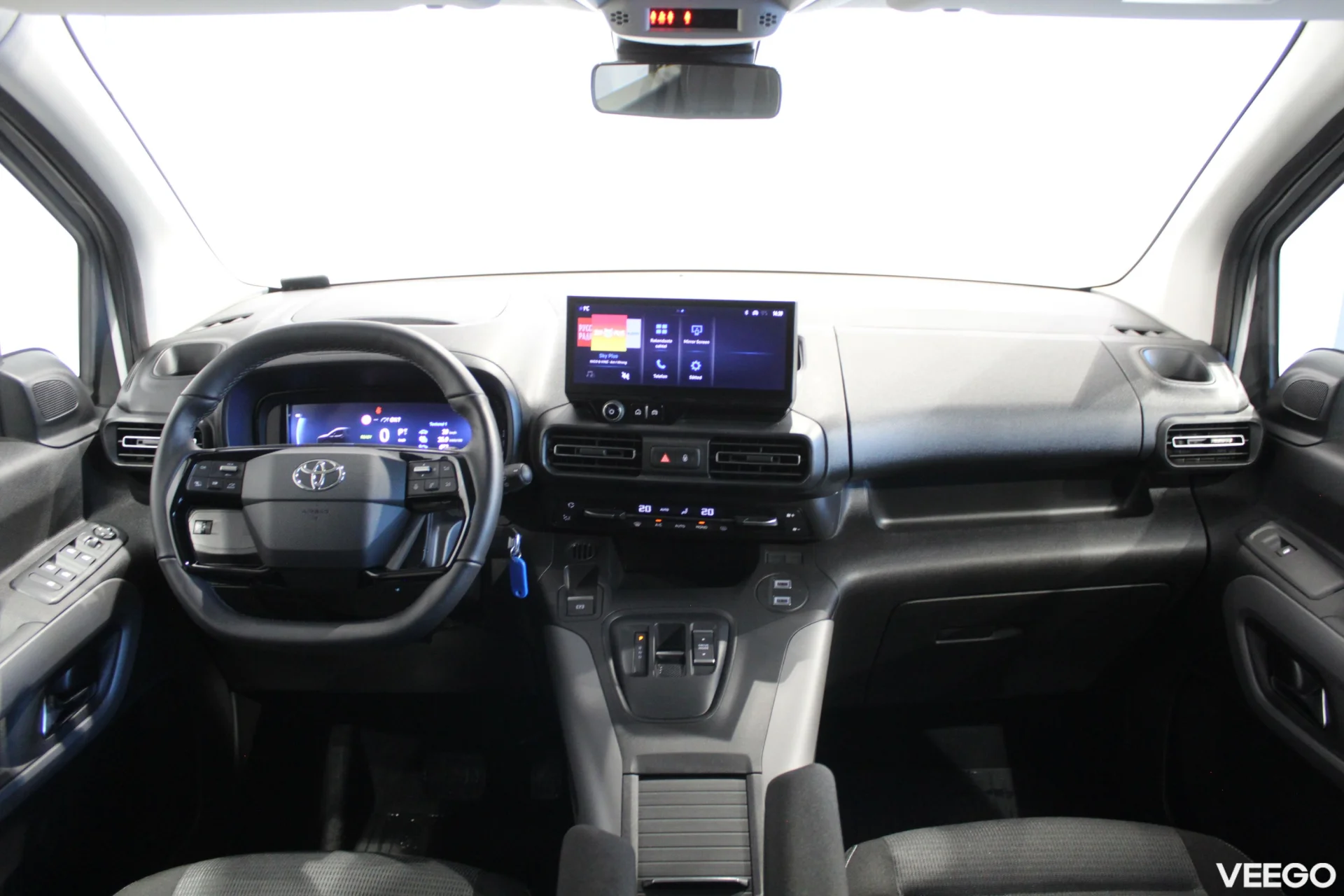 Toyota Proace City Verso Compact Electric Family 62kW