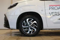 Toyota Proace City Verso Compact Electric Family 62kW thumbnail