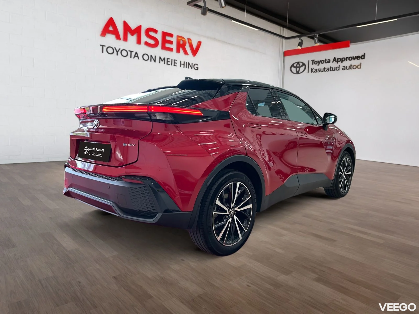 Toyota C-HR Luxury Hybrid 1.8 72kW