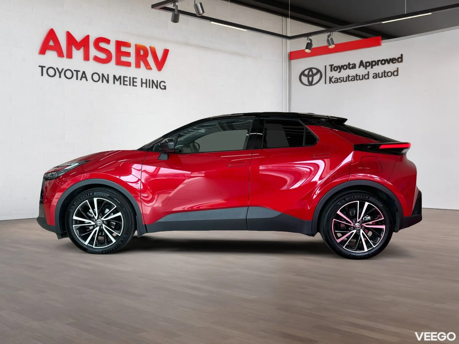 Toyota C-HR Luxury Hybrid 1.8 72kW